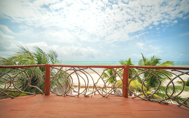 Keniza Beach Hotel
