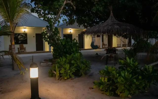 Clouds Beach Retreat Laamu