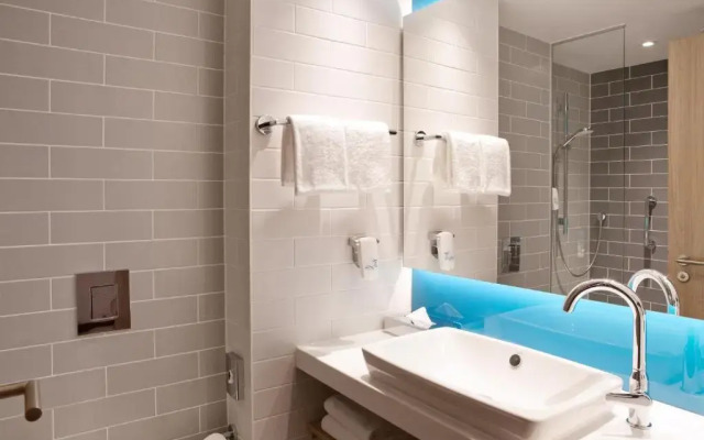 Holiday Inn Express Düsseldorf Airport by IHG