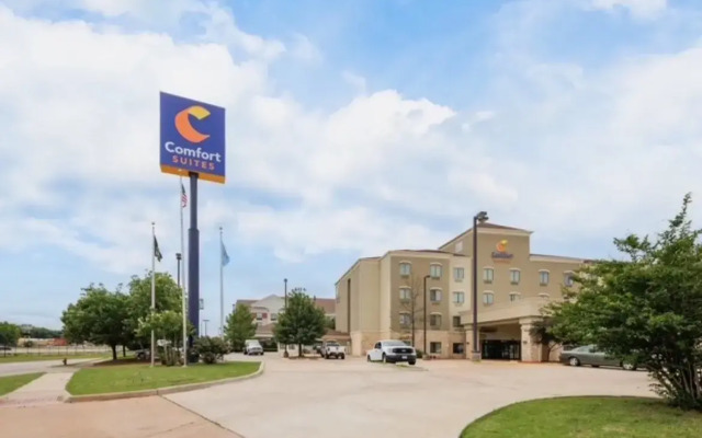 Comfort Suites Lawton Near Fort Sill