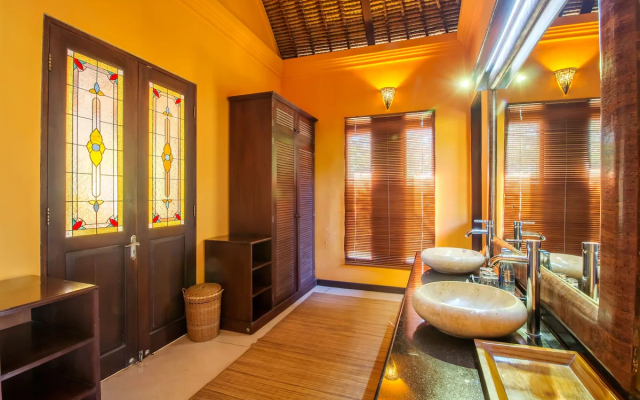 Amertha Bali Villas Beach Front Resort and Spa