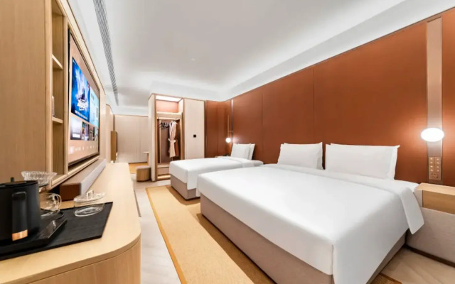 Crystal Orange Qingdao Hi-Tech Convention & Exhibition Center Hotel