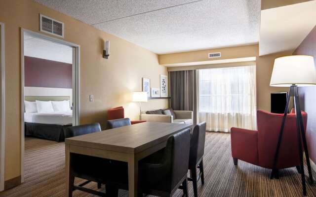 Comfort Inn & Suites St. Paul Northeast