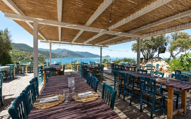 Mangia's Pollina Resort
