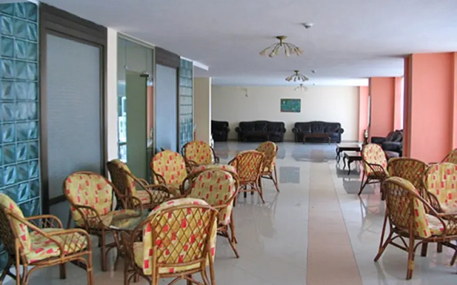 Dahlia Garden Hotel