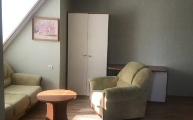 Park Royal Bely Lebed Mini-Hotel