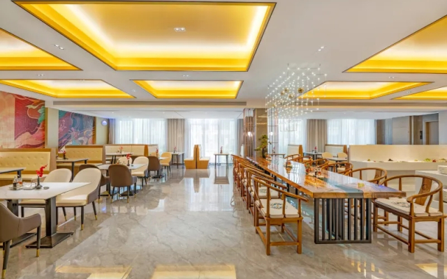 Отель New Century Mansion Cixi Guanhaiwei