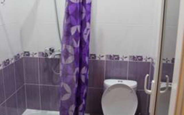 Uyut Guest House
