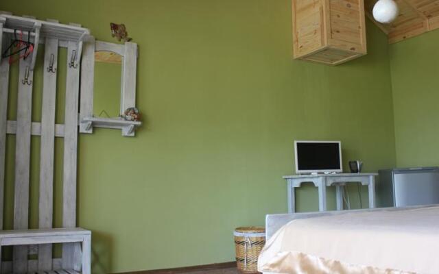 Zhemchuzhina Meganoma Guest House