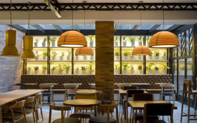 Hotel Praktik Bakery
