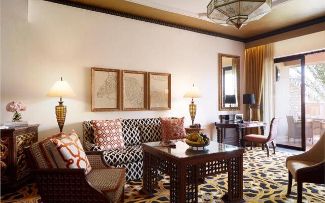 Jumeirah Al Qasr Dubai Hotel
