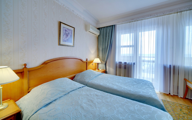 Imperial Park Hotel