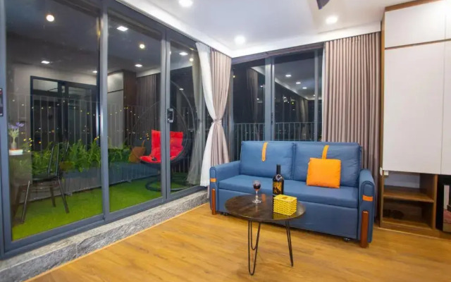 Hanoi Lake View Hotel & Travel