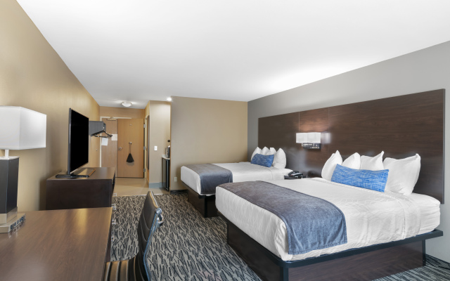 Best Western Plus Denton Inn & Suites