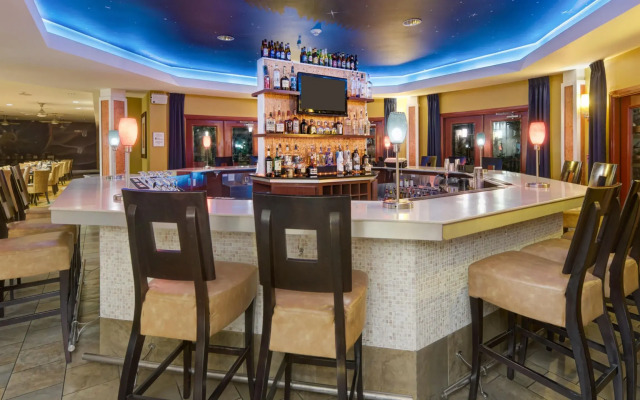 Hotel Indigo San Antonio Riverwalk by IHG