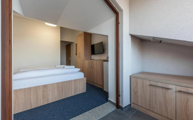 Aparthotel Plat