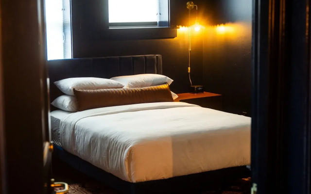 The Hotel Melrose