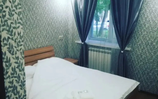 Holiday House Mini Hotel
