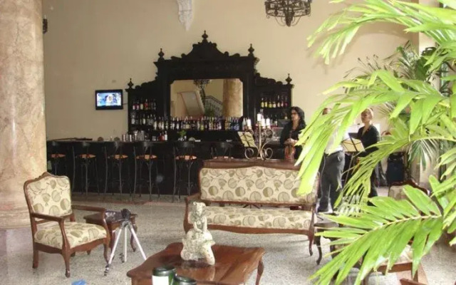 Hotel E Velasco