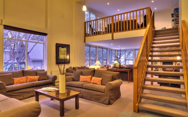 Ajax Ski Club Lodge