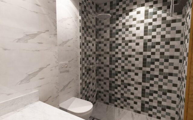 The Sansa Hotel & Spa
