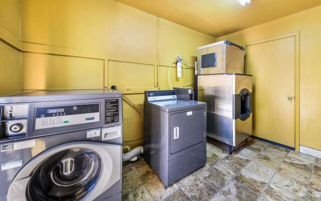 Americas Best Value Inn Bonham