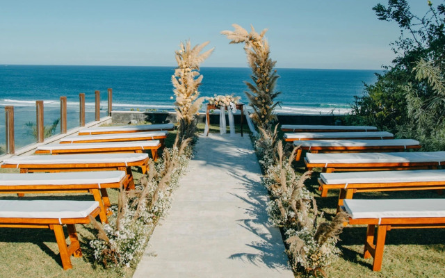 Samabe Bali Suites & Villas