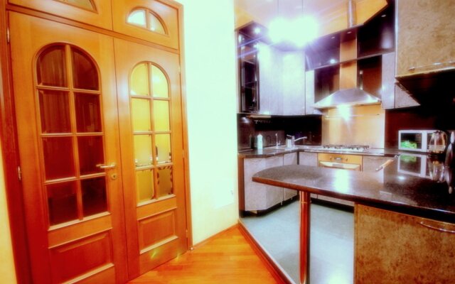 Artist Hostel on Mayakovskaya