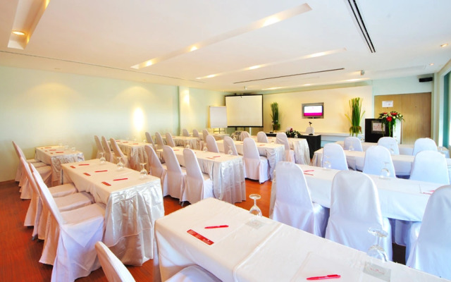 Ramada by Wyndham Phuket Southsea (SHA Extra Plus)