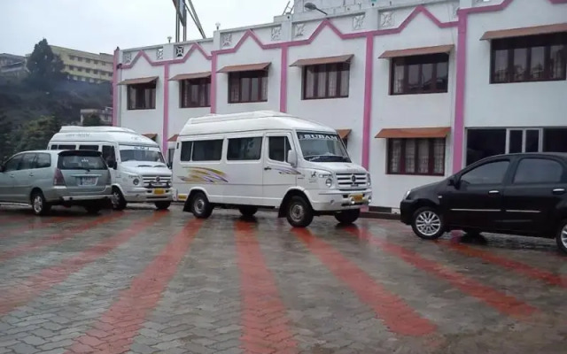 Royal Hotel