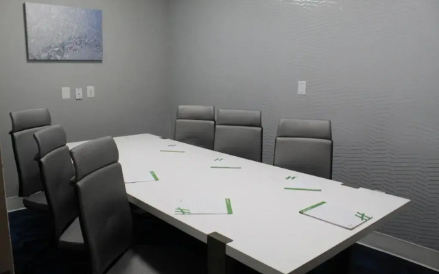 Holiday Inn & Suites Bothell by IHG
