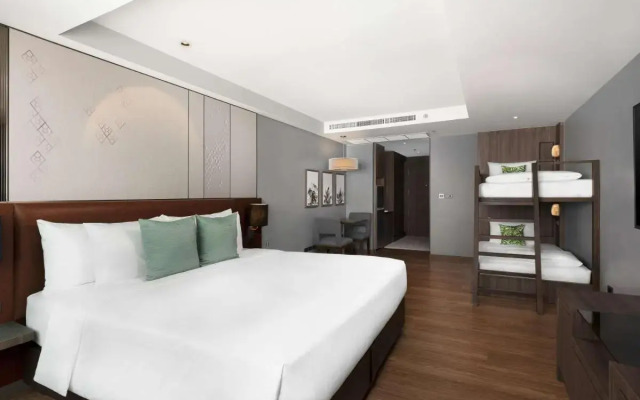 Novotel Living Bangkok Sukhumvit Legacy