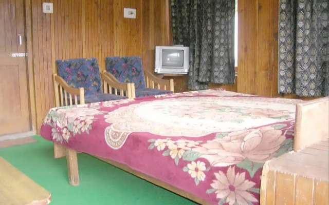 Hotel Hema Holiday Home