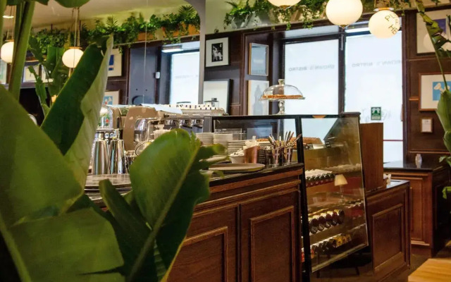 Browns Boutique Hotel