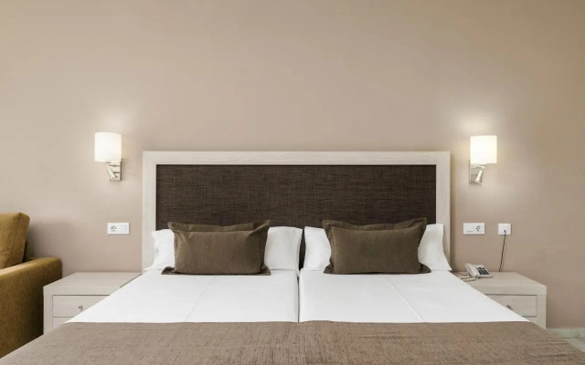 Hotel Roc Costa Park