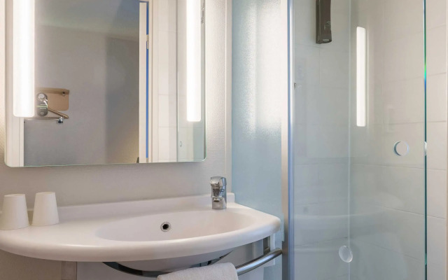 B&B HOTEL Troyes Centre