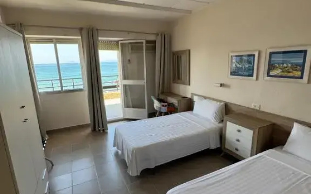 Отель Bahía - 30º Hotels