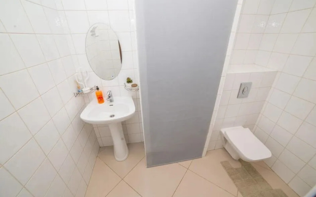 Europa Tsentr. 40-Letiya Oktyabrya, Bldg. 50