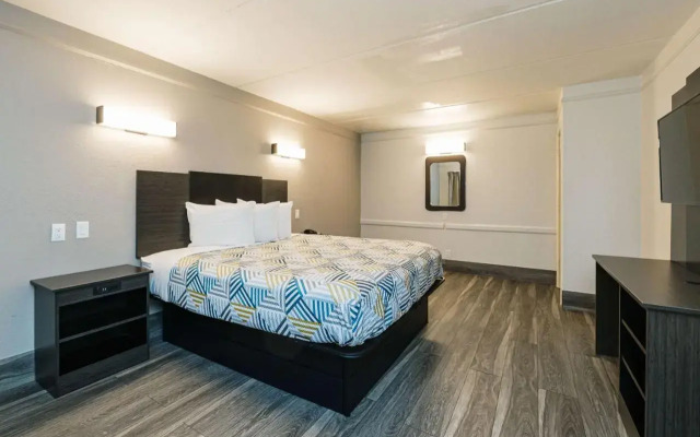 Motel 6 Baytown, TX - Garth Rd