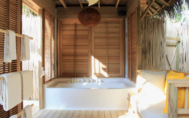 Six Senses Laamu