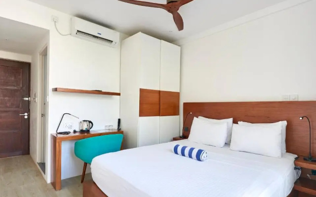 Bliss Dhigurah Hotel