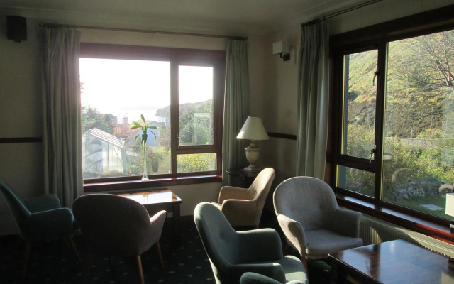 Harris Hotel