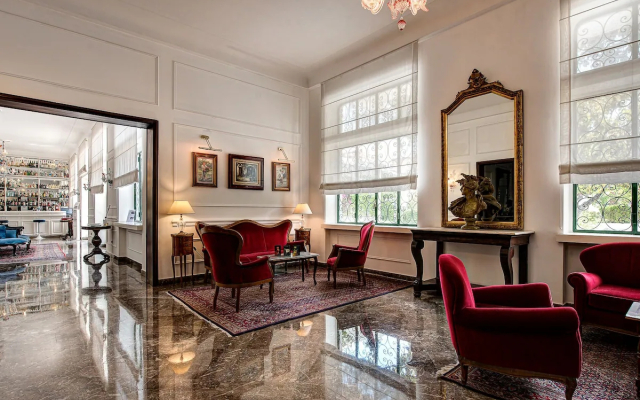 Majestic Palace Hotel