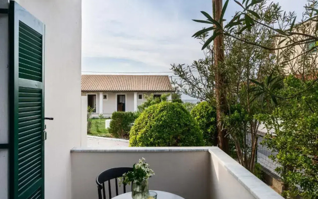 Marias Seaside Apartments