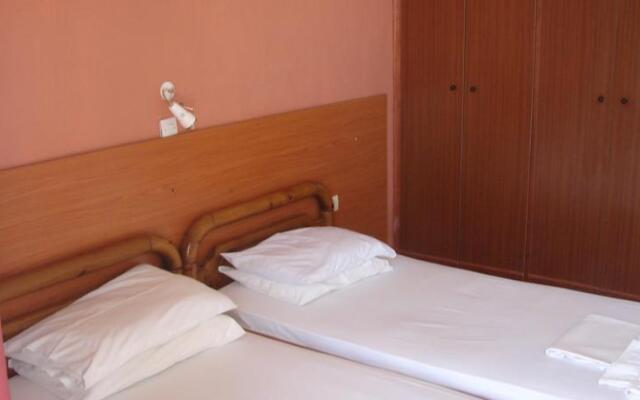 Apostolis Hotel Apartments