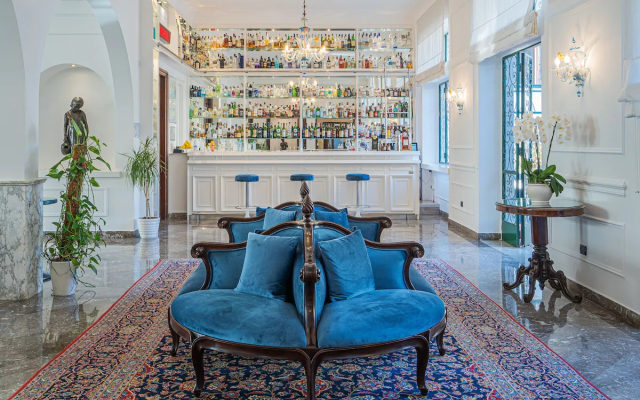 Majestic Palace Hotel