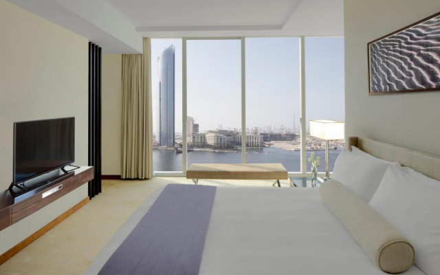 1 Bedroom Waterfront Double Apartment (full double bed)