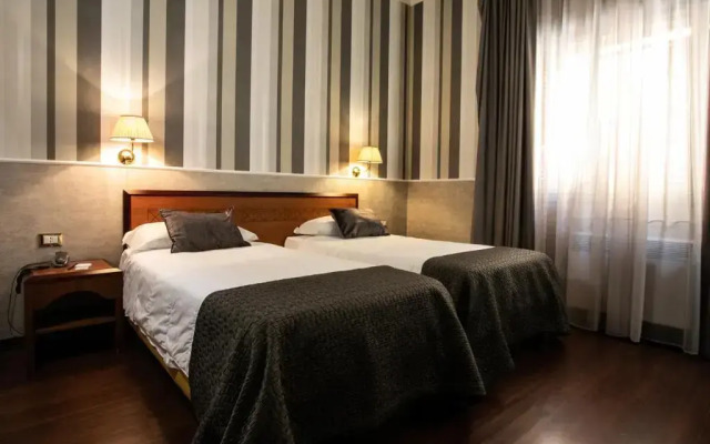 Astor Hotel