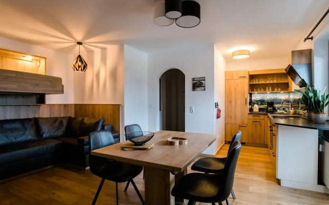 Alm-Appartement-Zell am See