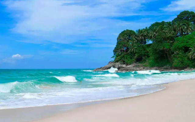 Holiday Inn Resort Phuket Surin Beach, an IHG Hotel